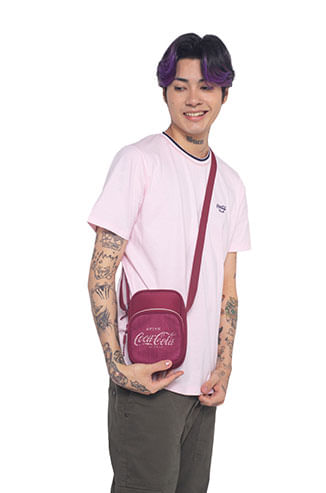 Bolsa-Transversal-Color-Trend-Coca-Cola-Vinho